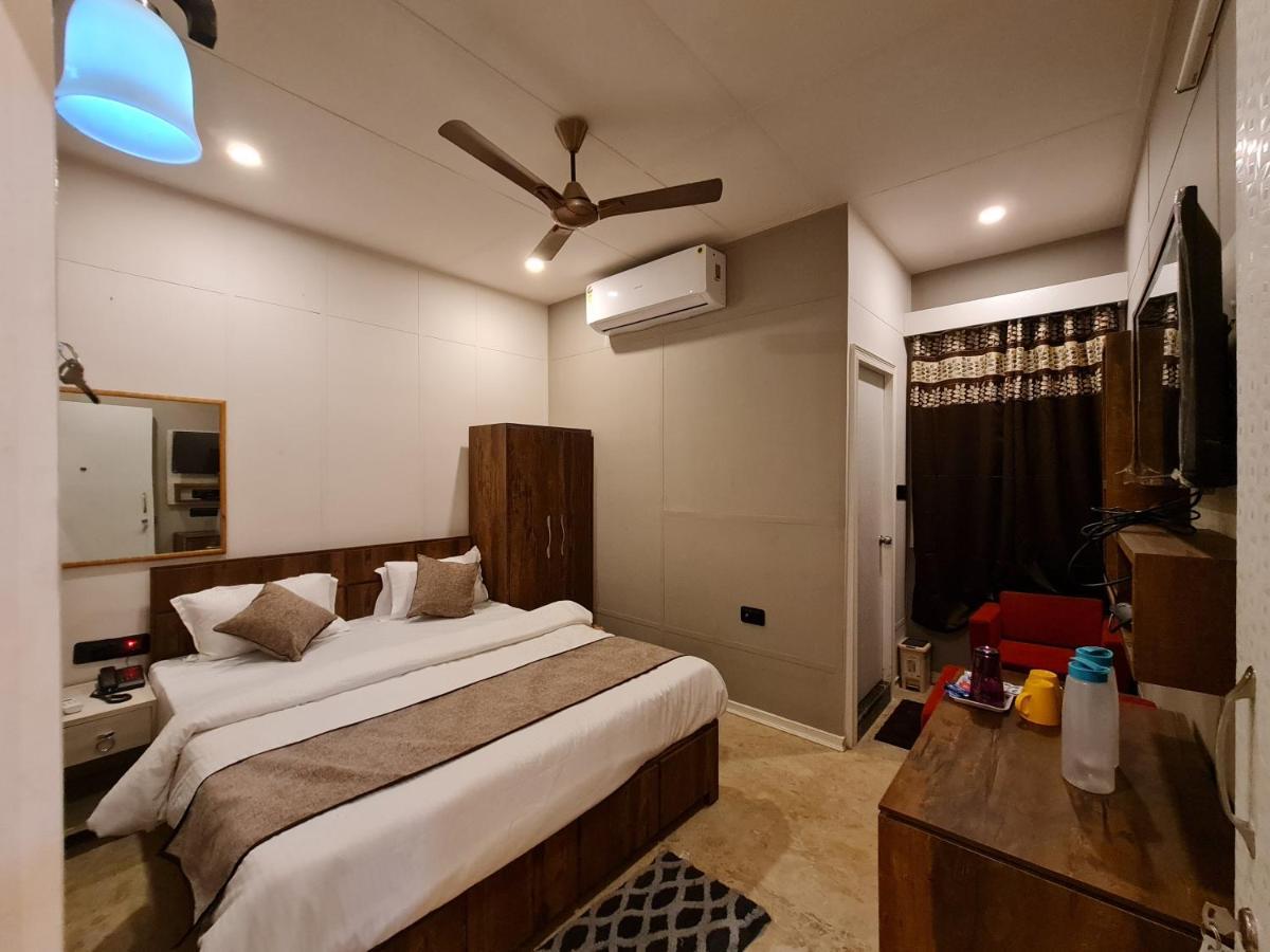 Hotel Aurelia Pearl Patna  Bagian luar foto