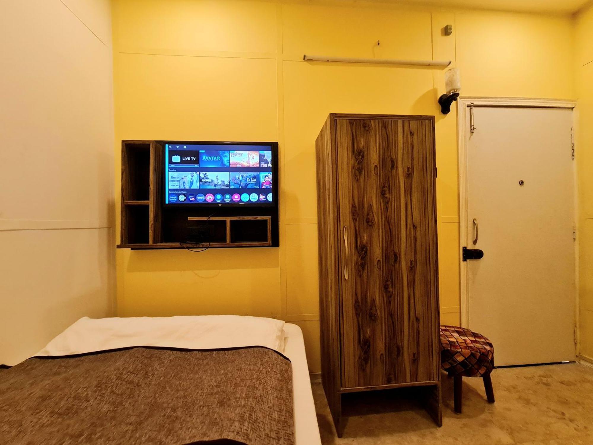 Hotel Aurelia Pearl Patna  Bagian luar foto